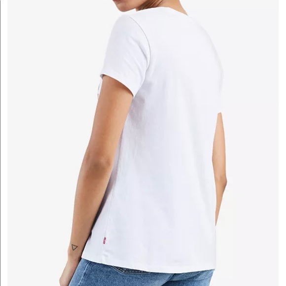 Levi's
Women's Perfect Graphic Logo T-Shirt - Picture 2 of 2